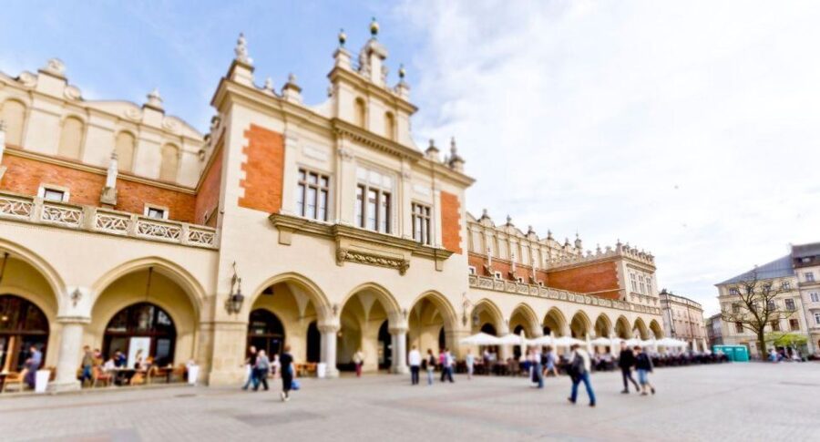 From Warsaw: Guided Tour to Wieliczka Salt Mine and Krakow - FAQ