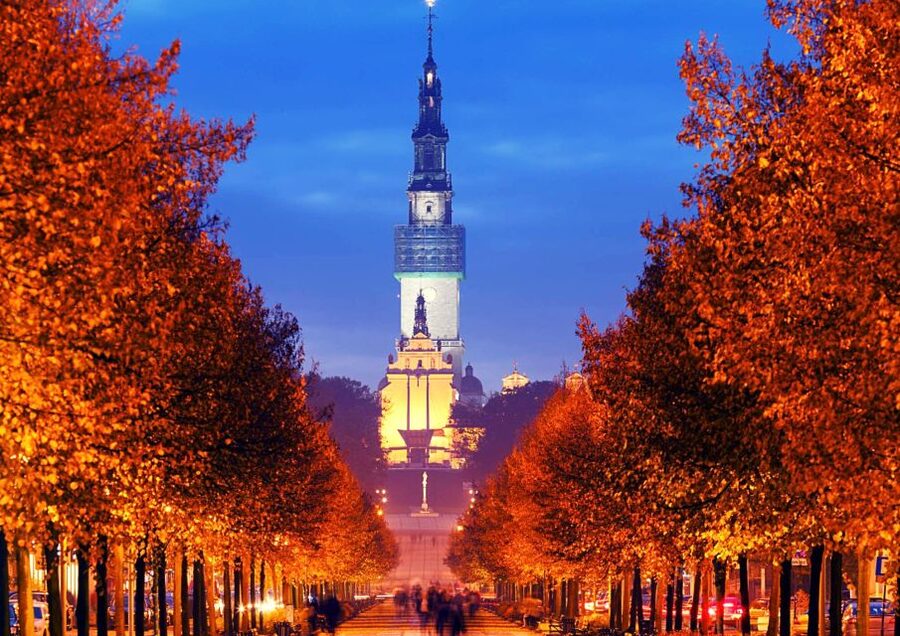 From Warsaw: Jasna Gora & Black Madonna Small Group Tour - Key highlights in a nutshell