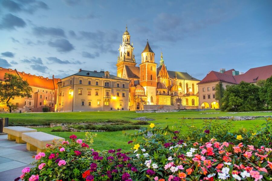 From Warsaw: Krakow Sightseeing Tour by Express Train - Hotel pick-up to the station: what you’ll want to plan for