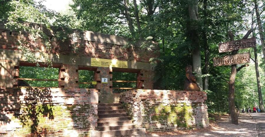 From Warsaw: Tour of the Wolf's Lair, Hitler's HQ by Car - What to do about the drive, timing, and a full-day pace