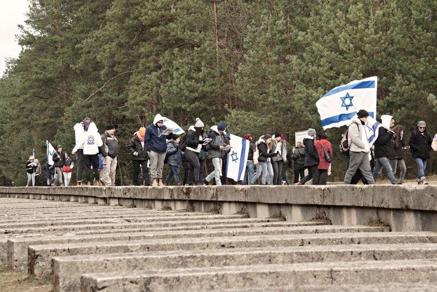 From Warsaw: Treblinka Camp 6-Hour Private Tour - The Treblinka Memorial: Where Reflection Time Becomes Part of the Tour