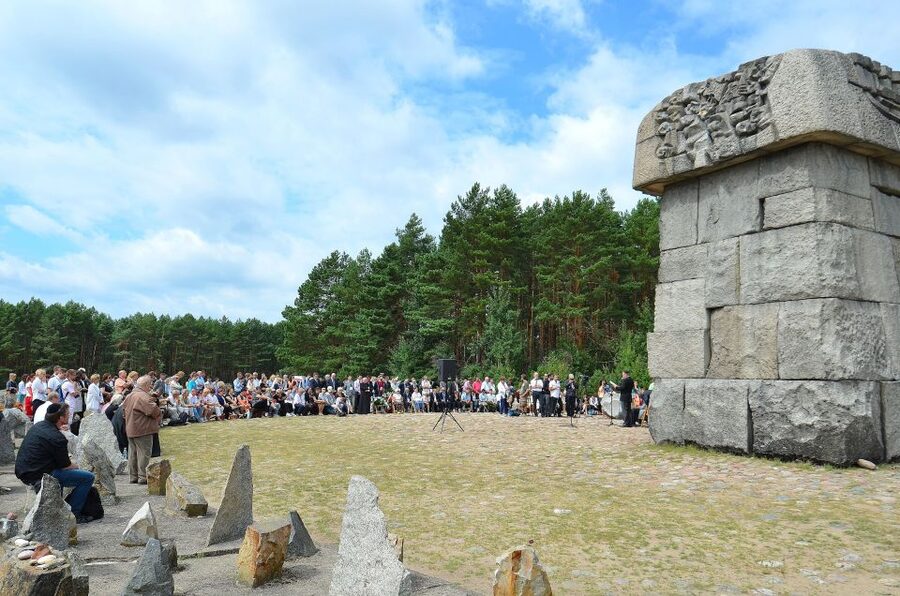 From Warsaw: Treblinka Extermination Camp Private Tour - Respectful visiting: how to prep without overcomplicating it