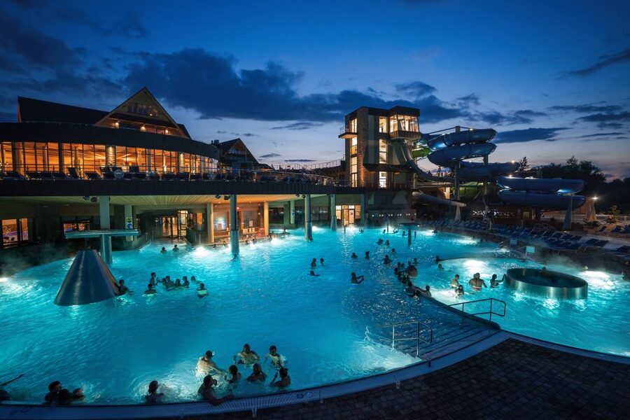 From Zakopane: Chocholow Thermal Baths with Hotel Transfers - A simple way to reach Chochołowskie Termy from Zakopane