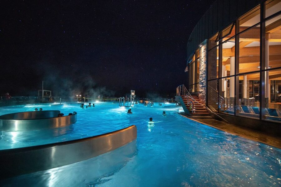 From Zakopane: Chocholow Thermal Baths with Hotel Transfers - Who should book this thermal baths transfer package?