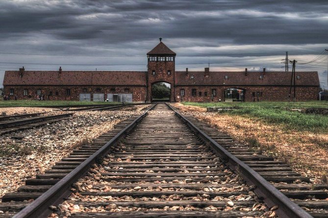 Full-Day Tour of Auschwitz and Wieliczka Salt Mine from Krakow - Wieliczka Salt Mine: The Underground Side of the Day