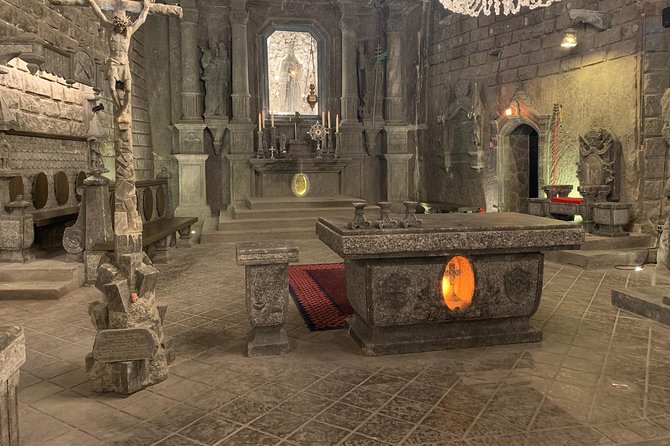 Full day tour to Auschwitz-Birkenau and Salt Mine with a local guide from Krakow - Getting from Krakow to the camps: early pickup and a minivan day plan