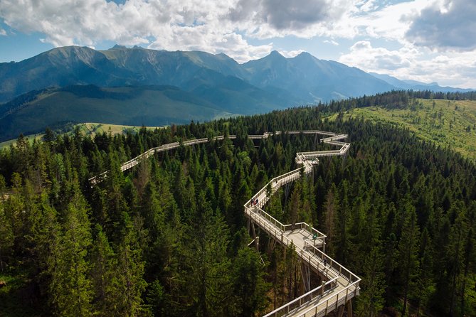 Full-Day Zakopane and Slovakia Treetop Walk From Krakow - Ždiar folk village stop: a calmer contrast to the mountains