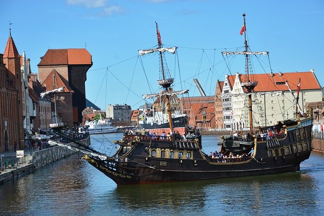 Gdansk and Malbork Castle Small Group Tour from Warsaw with Lunch - Small-group comfort: minivan realities and how to use the day well