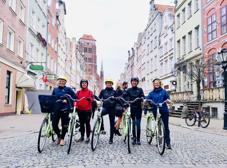 Gdansk: Basic Bike Tour - The fall of Communism stops: what to watch for as you ride