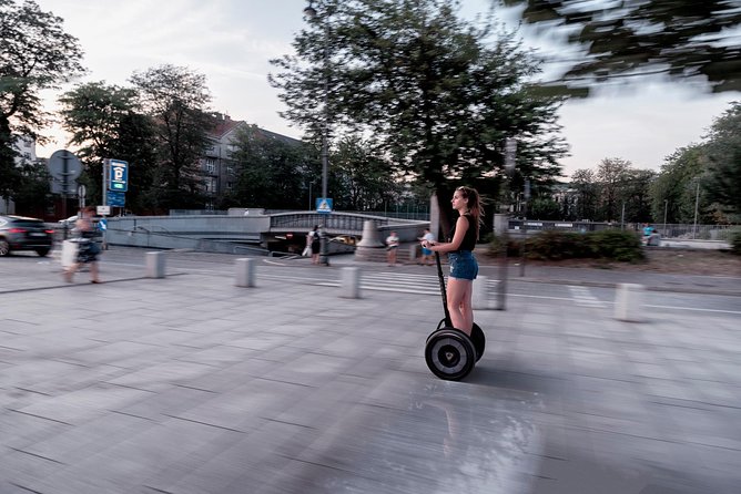 Gdansk by Night: 1,5-Hour Segway Tour - Stop 2: a late-night glide through Gdansk
