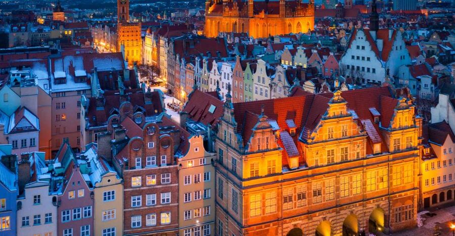 Gdańsk City Sights & History Guided Walking Tour in English - Starting at Złota Brama, then walking the royal route through Old Town
