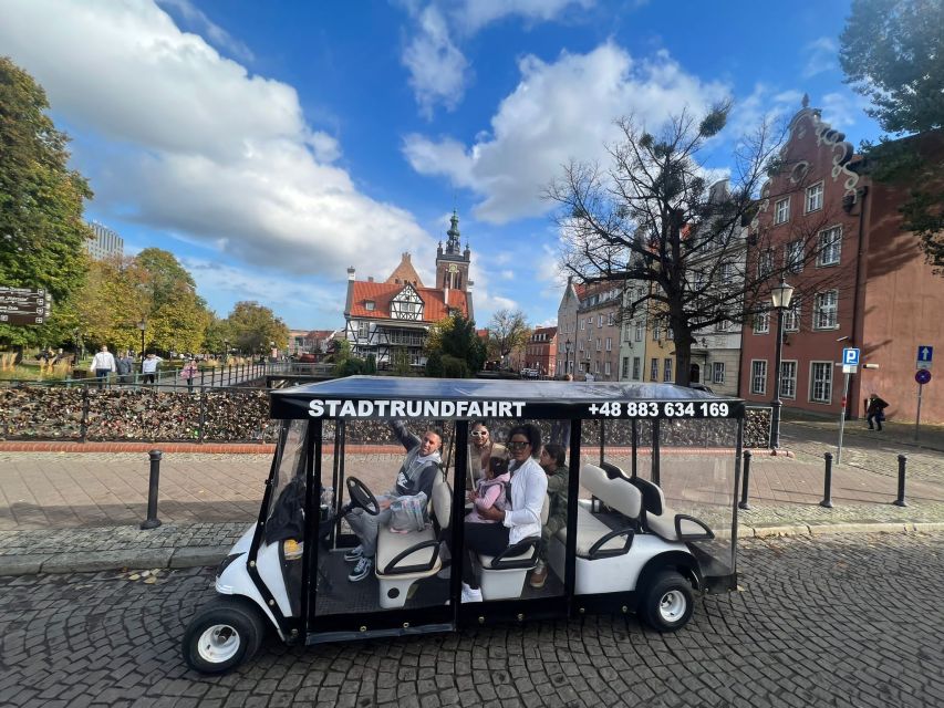 Gdansk: City Sightseeing Tour by Golf Cart/Buggy Guided Tour - St. Mary’s Church in Red Brick: The Star Stop for Most People