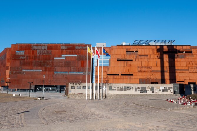 Gdansk European Solidarity Centre Guided Tour - Logistics that matter: weather, transit, and comfort