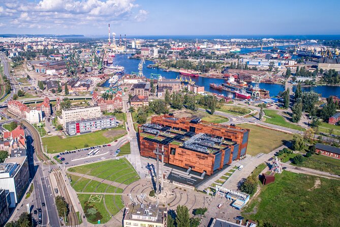 Gdansk European Solidarity Centre Guided Tour - Should you book the Gdańsk European Solidarity Centre guided tour?
