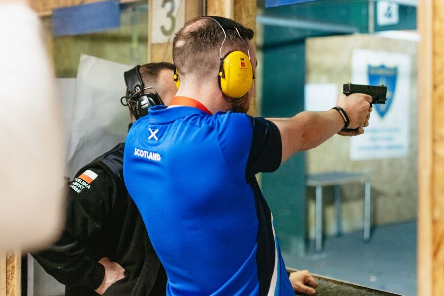 Gdańsk: Extreme Gun Shooting Experience with Transfers - What $58 Gets You, and Where Extra Costs Can Appear
