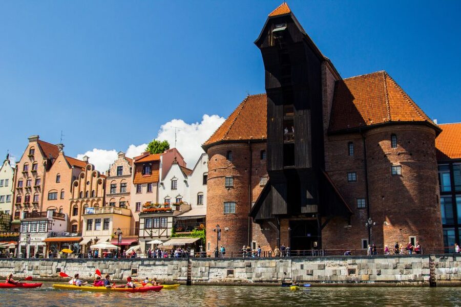 Gdansk: Guided Kayak Tour - Gdańsk Shipyard and the Working Side of the City