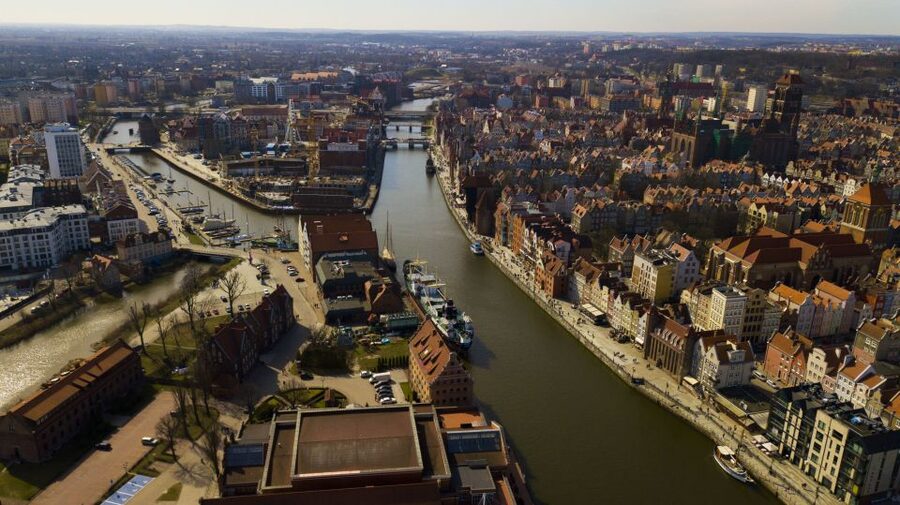 Gdańsk: Highlights Bike Tour - Gdańsk Shipyard and Solidarity: The Story Behind the City’s Drive