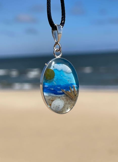 Gdansk: Jewelry Making Workshop with Amber - Your 2-Hour Flow: From Instructor Setup to a Fitted Pendant or Bracelet