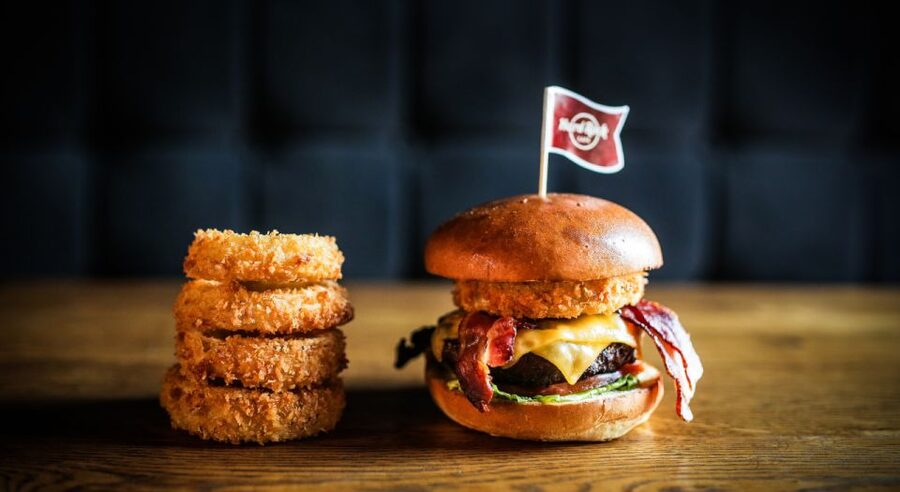 Gdansk: Legendary Burger and Zywiec Beer at Hard Rock Cafe - Hard Rock Cafe Gdańsk, a rock-and-roll meal stop with real atmosphere