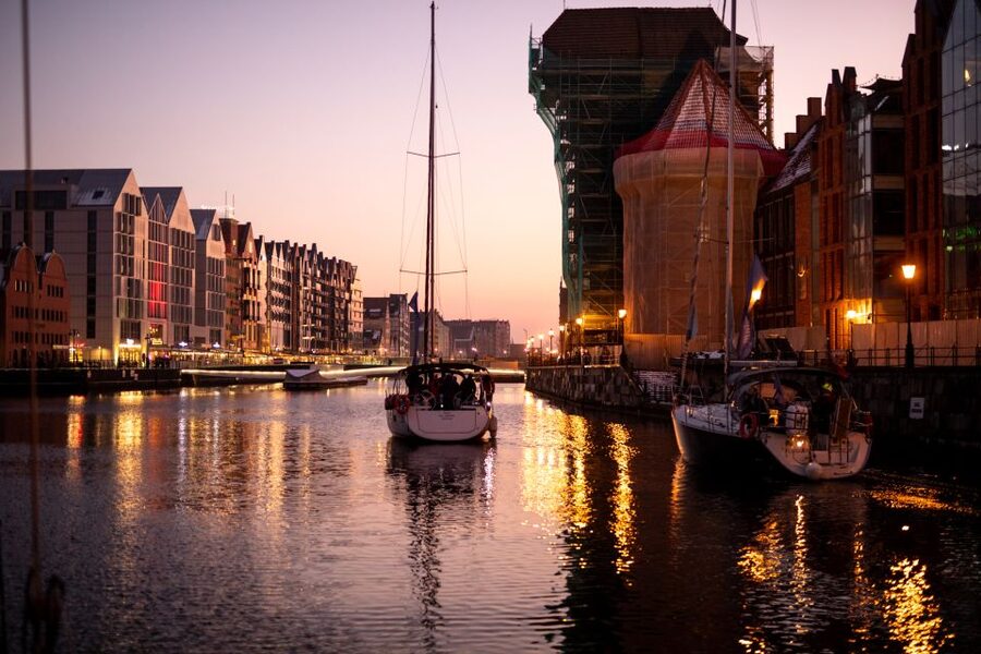 Gdańsk: Motlawa and Port yacht cruise with Welcome Drink - Bay of Gdańsk timing: short open-water moments, depending on conditions