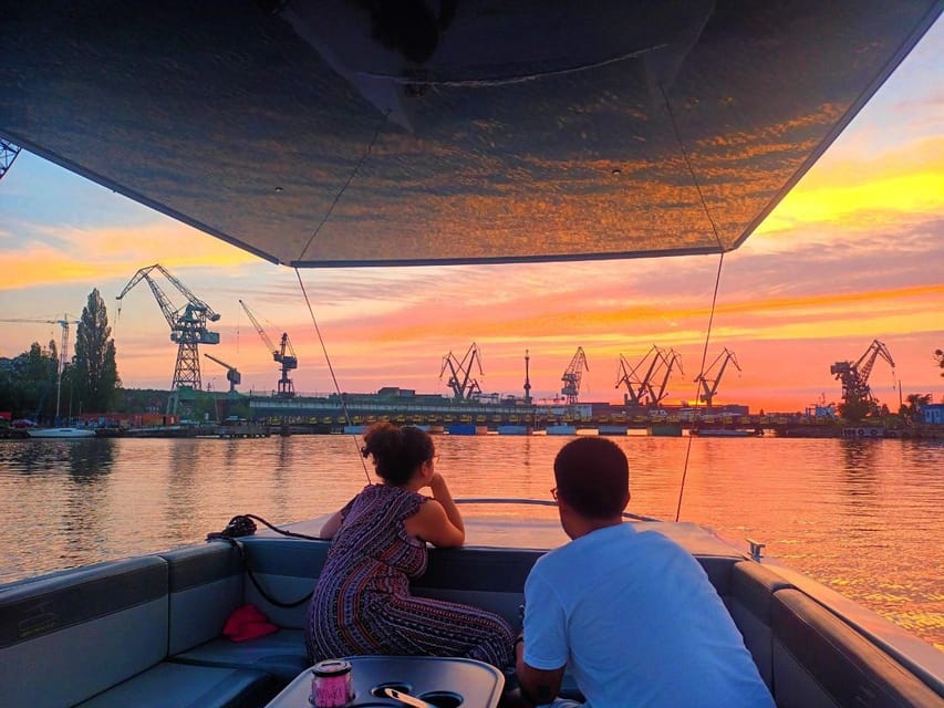 Gdańsk: Motława River Eco Cruise at Sunset with Prosecco - Key things to notice before you go