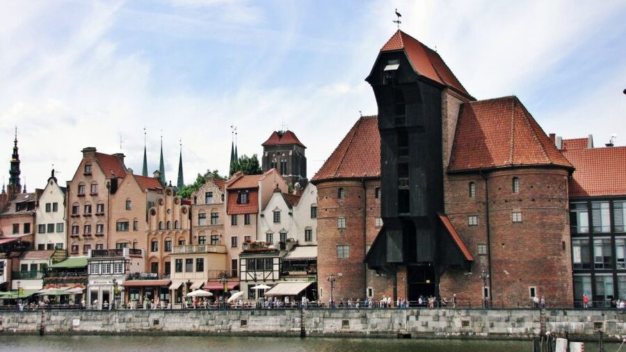 Gdansk Old Town Half-Day Private Walking Tour - Arthur’s Court Museum and the Merchant-Culture Behind It