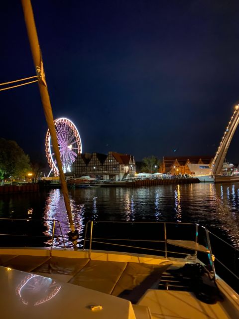 Gdansk: Scenic Evening Yacht Cruise with Welcome Drink - Your first big views: Old Town glow, the Crane, and Granary Island