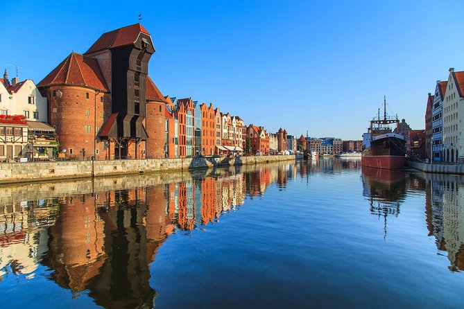 Gdansk Sopot and Gdynia 3 Cities Private Full-Day Tour - Europejskie Centrum Solidarności: The Story Behind the City