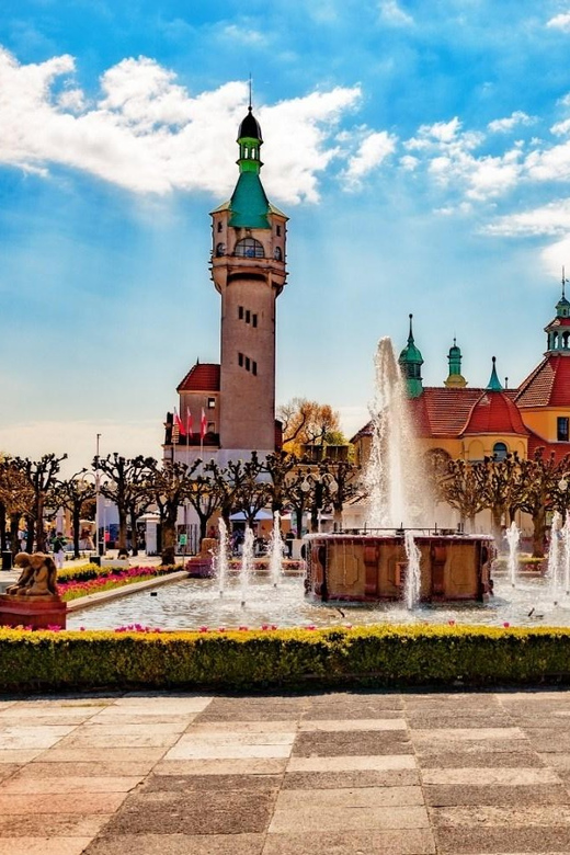 Gdansk, Sopot & Gdynia Road Trip with a Local Guide - Gdansk: Getting Past the Usual Stops and Into the City’s Mood
