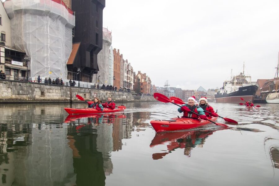 Gdansk: Winter Kayaking Tour - Drysuits, Paddle Muffles, and Tandem Kayaks: How They Keep You Warm