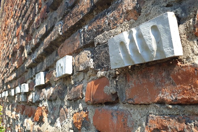 Gdansk Word War Two Themed Private Tour - Stop 2, Gdansk Shipyard: industry that explains more than machinery