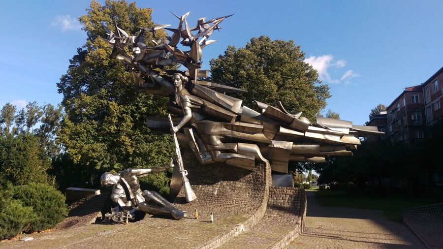 Gdańsk: World War II Tour - Guides make or break it, and the best part is how the story is carried