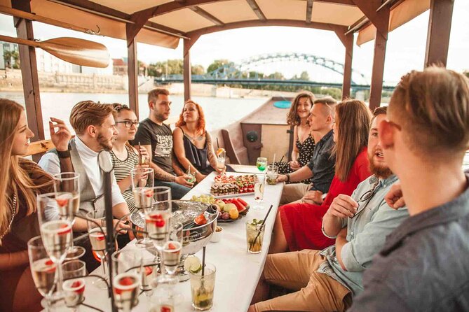 Gondola cruise The Vistula River Krakow private tour up to 12 person - Tips to make the hour feel like a best-of Krakow moment