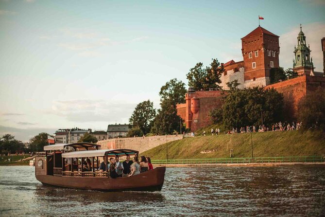 Gondola cruise The Vistula River Krakow private tour up to 12 person - What you actually get on board (and what you do not)