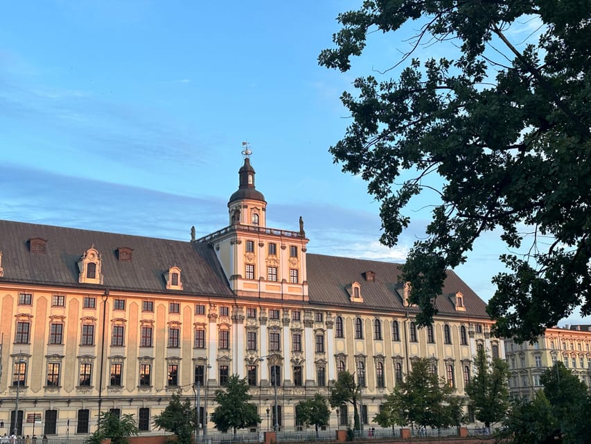 Group city tour (walking tour) through Wroclaw in German - Key Things That Make This Wroclaw Walk Worth It