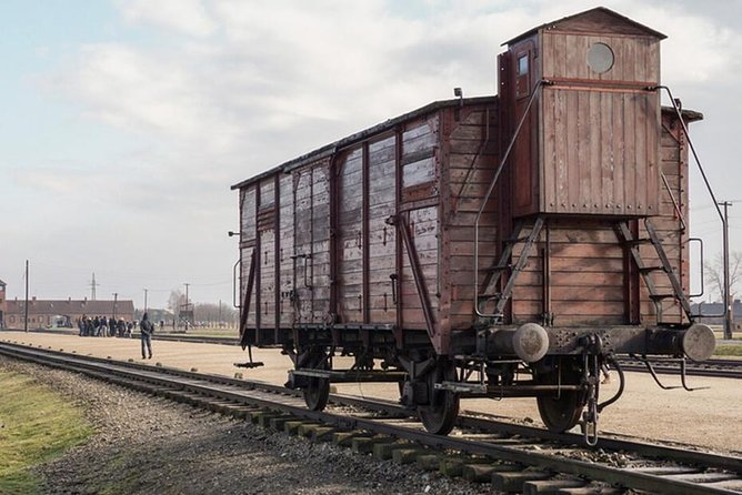 Guided Tour to Auschwitz-Birkenau from Warsaw - Auschwitz I: What You’ll See, and Why Two Hours Helps