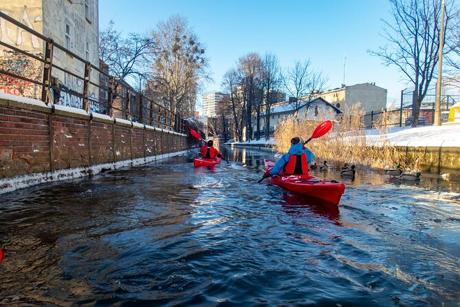 Guided Winter Kayak Tour in Gdańsk & Hot Chocolate Treat - How beginners learn fast, with safety briefing and drysuit gear