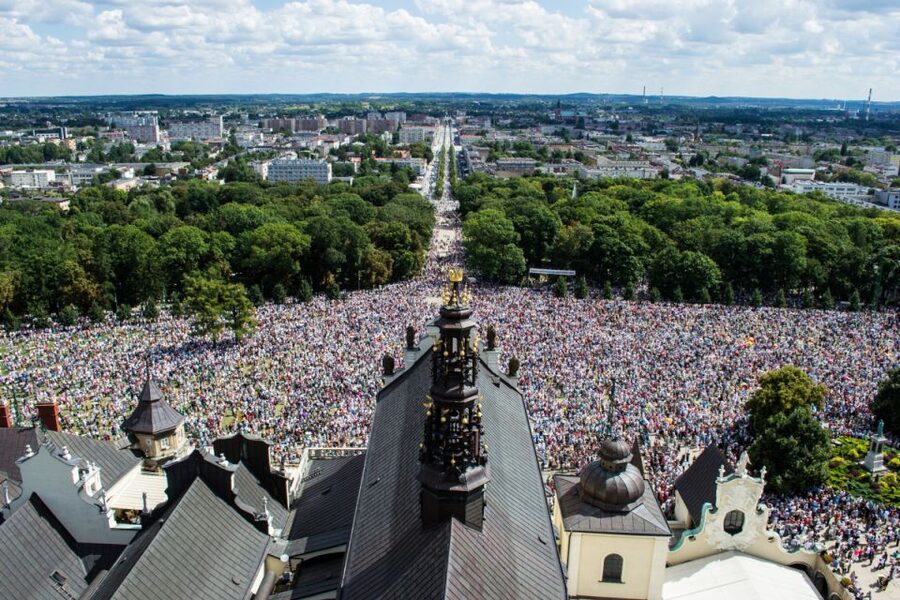 Half-Day Czestochowa Black Madonna Tour from Krakow - What Skip-the-Line Really Means Here