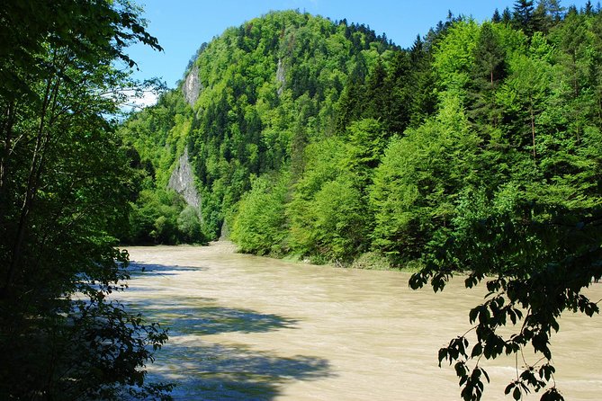 Half-Day Dunajec River Rafting tour from Krakow - The ending in Szczawnica: why the village stop feels like part of the trip