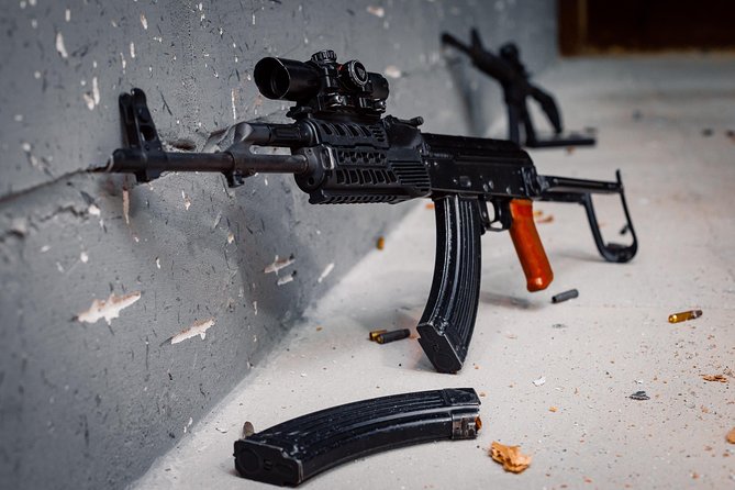 Indoor Shooting Range in Warszawa Package 2 - Inside PM Shooter at Krakowiaków 80A