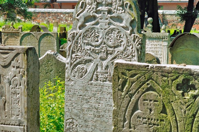 Jewish Quarter Kazimierz and Schindler's Factory Guided Tour - Pacing, weather, and comfort in a 3.5 hour day