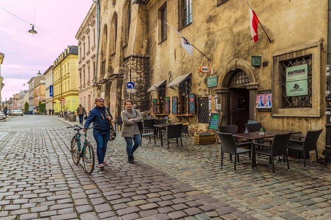Jewish Quarter Kazimierz Guided Walking Tour in Krakow - Plac Nowy, turning from history to everyday Kazimierz