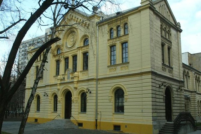 Jewish Warsaw - Prozna Street, preserved Jewish commercial life in plain sight