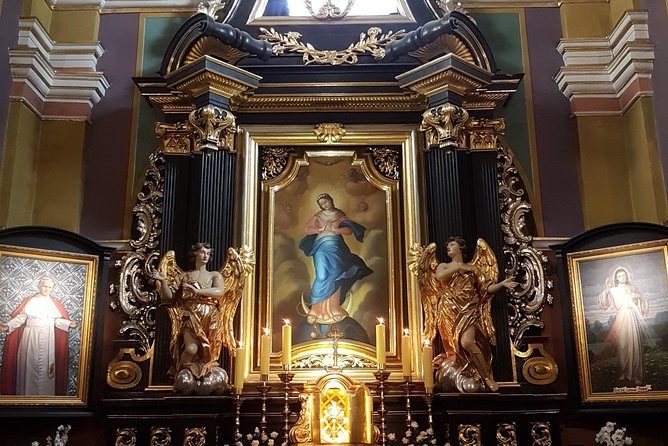 John Paul II Family House Museum & Wadowice Tour from Krakow - Minor Basilica in Wadowice: baptism, relics, and quiet time that feels intentional