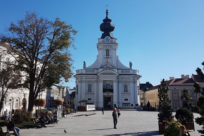 John Paul II Family House Museum & Wadowice Tour from Krakow - Stop 1, Family Home of John Paul II: guide-led context, then plan for admission