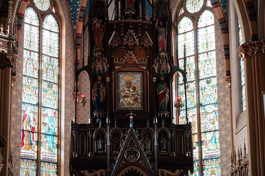 Katowice and Nikiszowiec: bicycle tour with guide - A 3-hour Katowice bike tour that ties icons to everyday neighborhoods