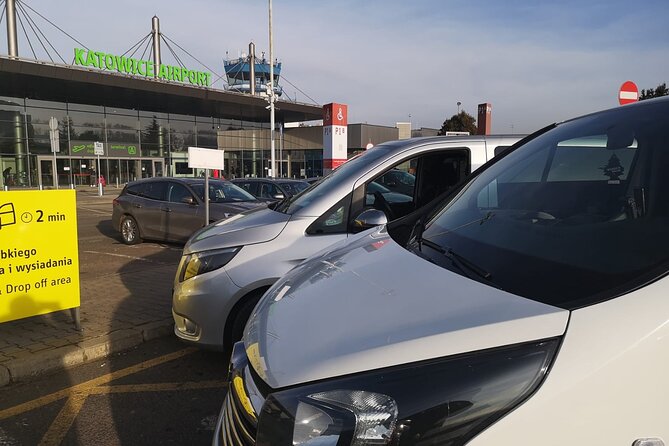 Katowice KTW Airport - Kraków City/KrakówAirport Private Transfer - Meeting the driver at Katowice Pyrzowice without wandering