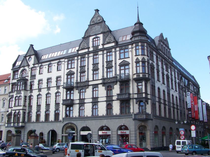 Katowice Old Town Highlights Private Walking Tour - Rynek Market Square and Silesian Theatre: where the city shows off
