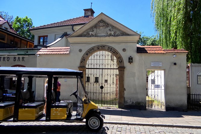 Kazimierz, Jewish Ghetto, Schindler's List story - Golf Cart Tour - Corpus Christi Church and the Catholic Kazimierz contrast