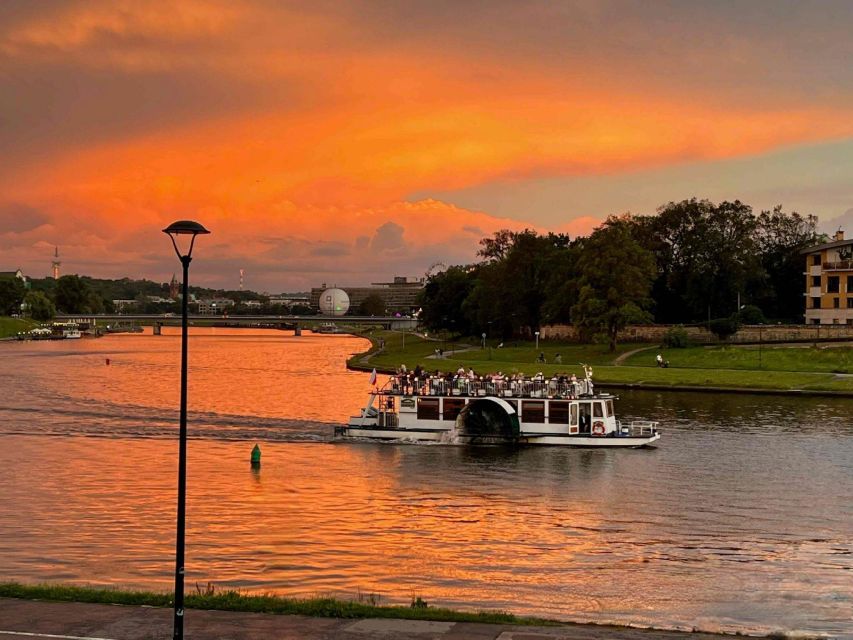 Krakow: 1-Hour Evening Vistula River Cruise - Key points at a glance